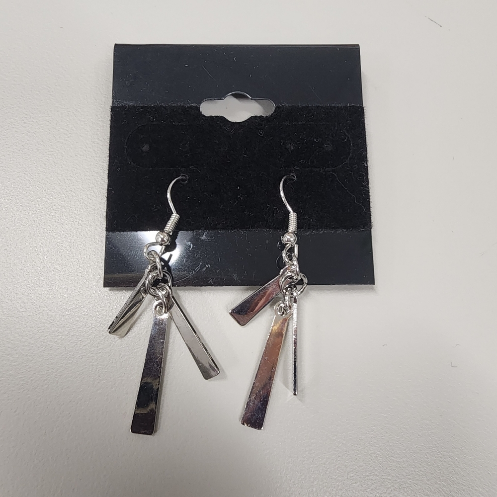 Silver Tone Modernist Dangle Earrings Triple Spike Tiered Bar Fringe Drops